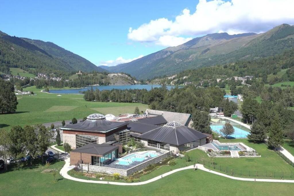 Vue Panoramique Sur Les Pyrenees Apartamento Saint-Lary-Soulan Exterior foto