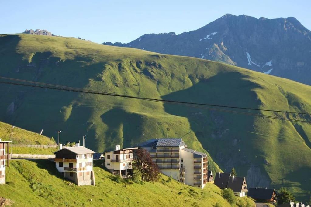 Vue Panoramique Sur Les Pyrenees Apartamento Saint-Lary-Soulan Exterior foto
